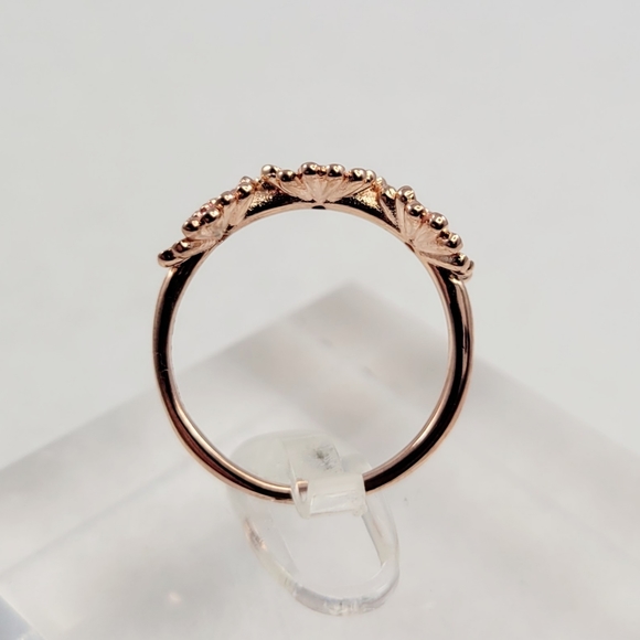 Rose Gold Three Flower Ring - Picture 6 of 13